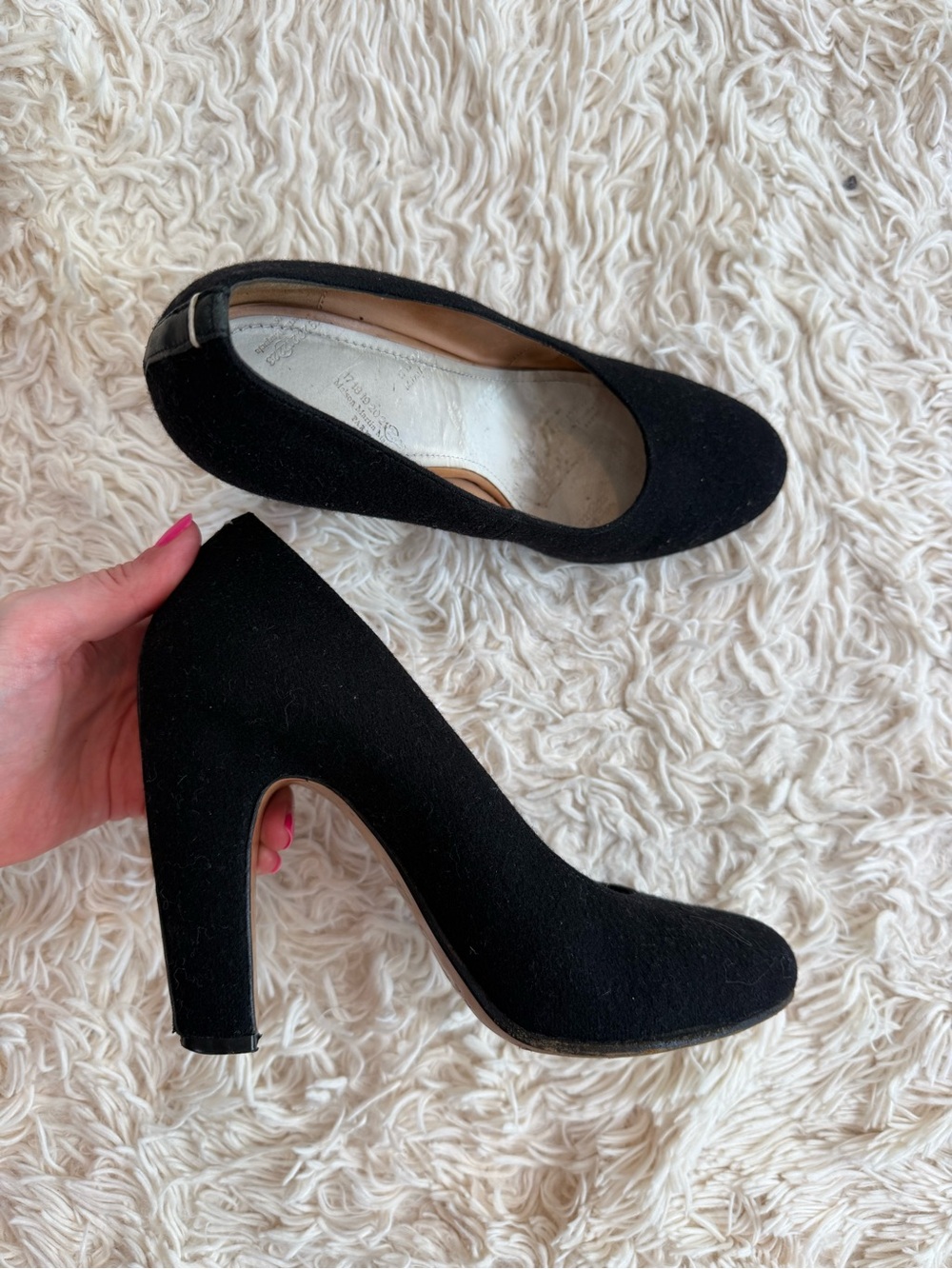 Maison Martin Margiela Black Wool Pumps Heels Italy EU 39 4” Designer Vintage
